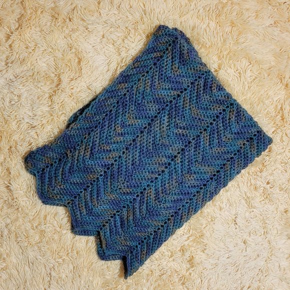 Vintage Dark Green Ombre Handmade Crocheted Zigzag Afghan Accent Blanket